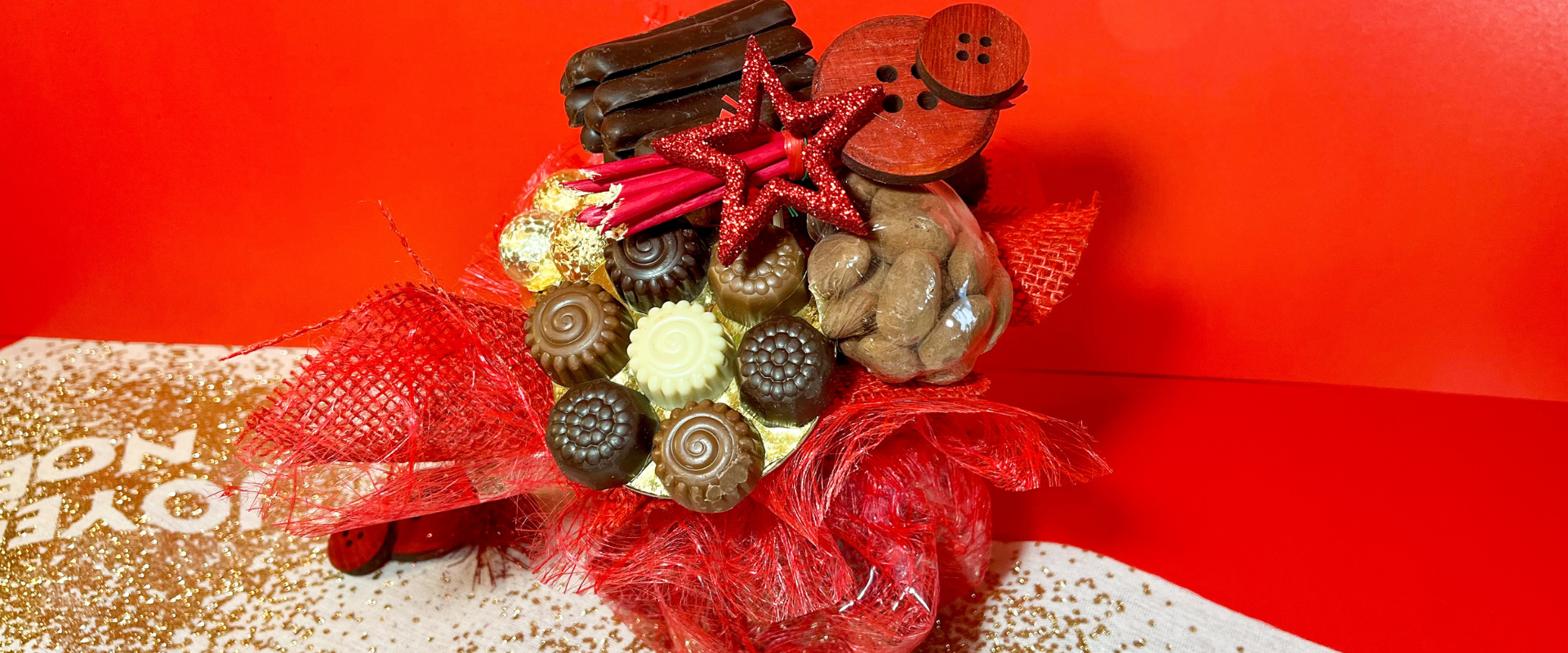 Bouquet de fleurs en chocolat spécial fêtes de fin d'année, un cadeau gourmand et insolite pour passer Noël en famille